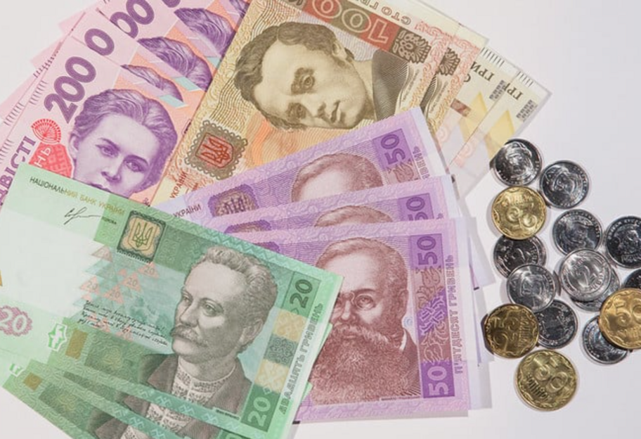 Кількість гривень в обігу України за I квартал зросла на 16 мільярдів - фото 1